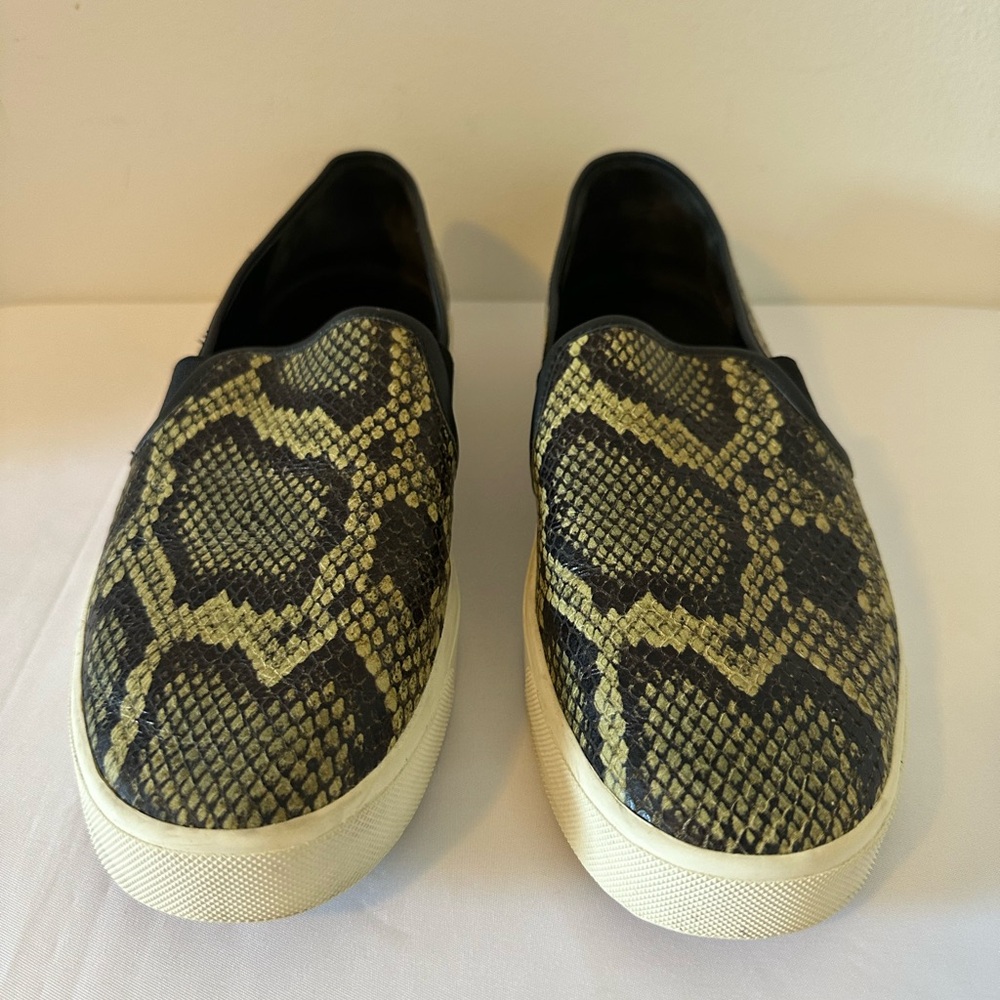 VINCE Blair Snake Print Slip-On Sneakers Women’s 8.5